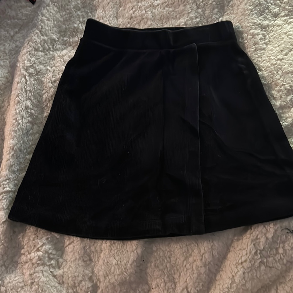 Forever, 21 black skirt corduroy